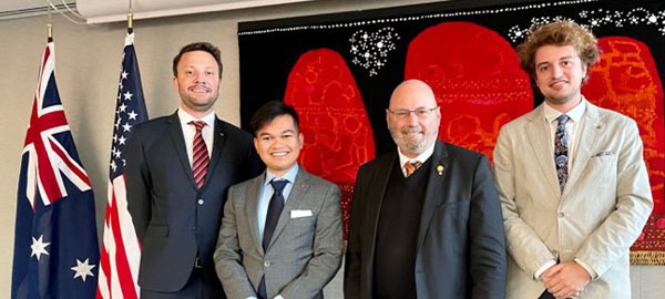 Australia’s US Ambassador hosts St John’s Postgraduate Scholars